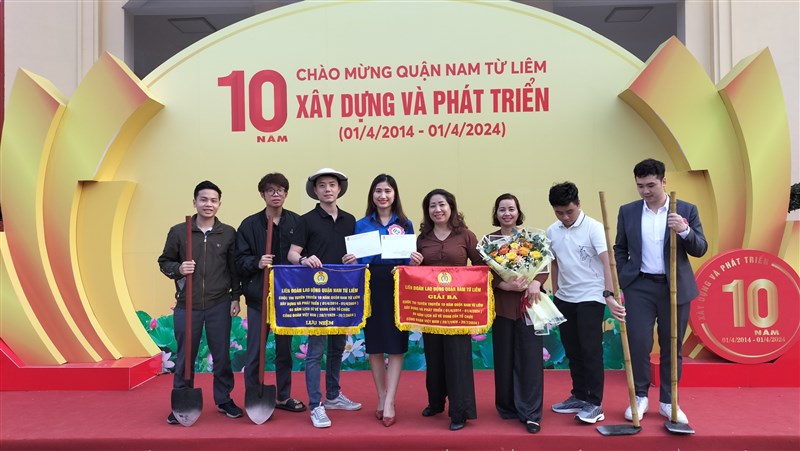 Công đoàn BKT tham dự lễ kỷ niệm 10 năm thành lập Quận Nam Từ Liêm
